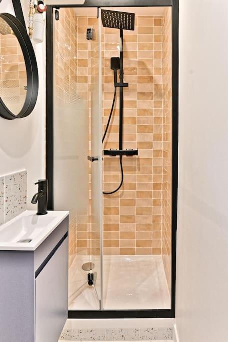 Apartment 3 Sentier *